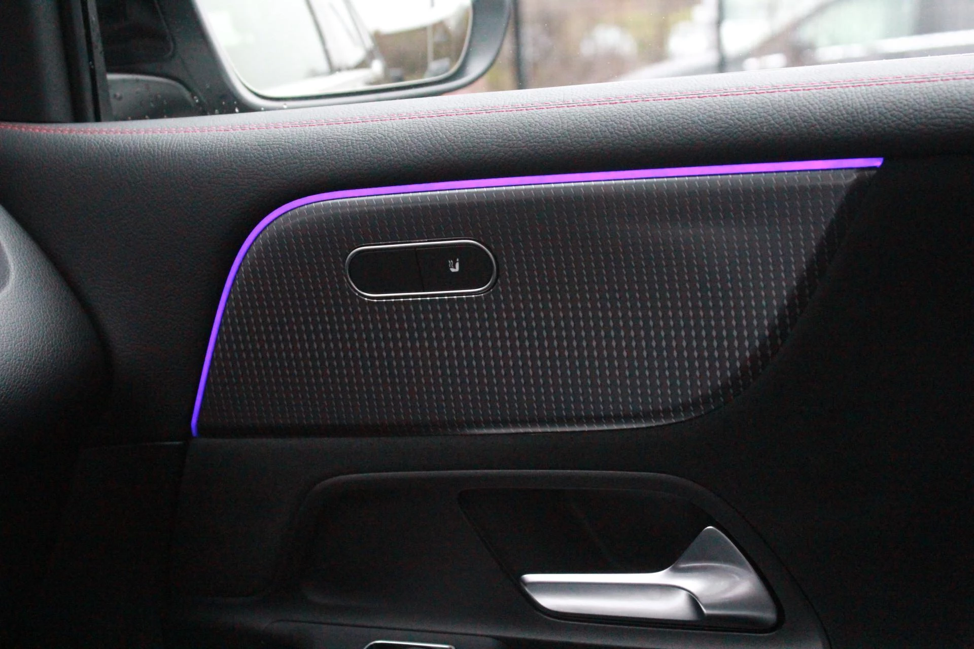 Hoofdafbeelding Mercedes-Benz EQB