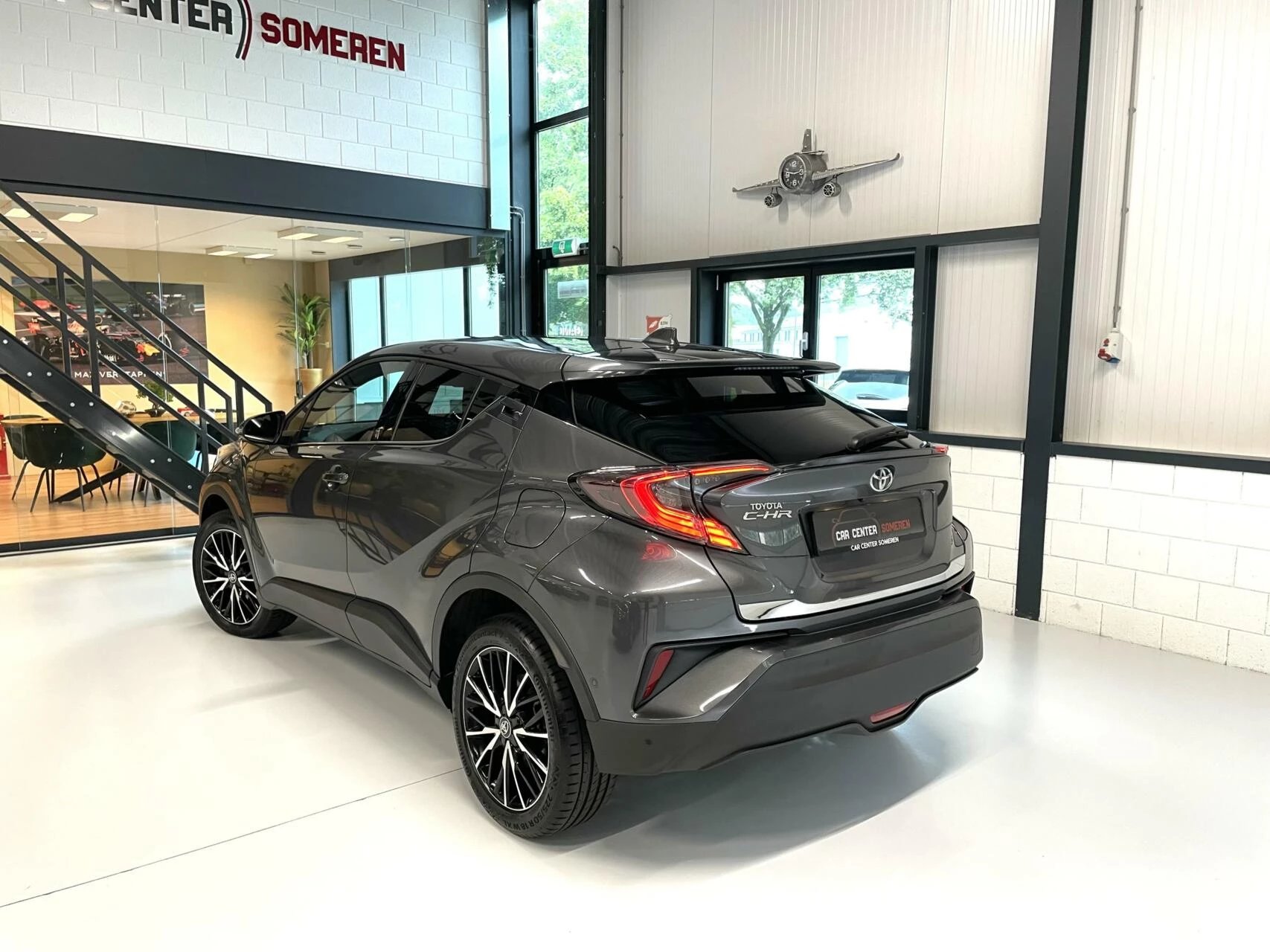 Hoofdafbeelding Toyota C-HR