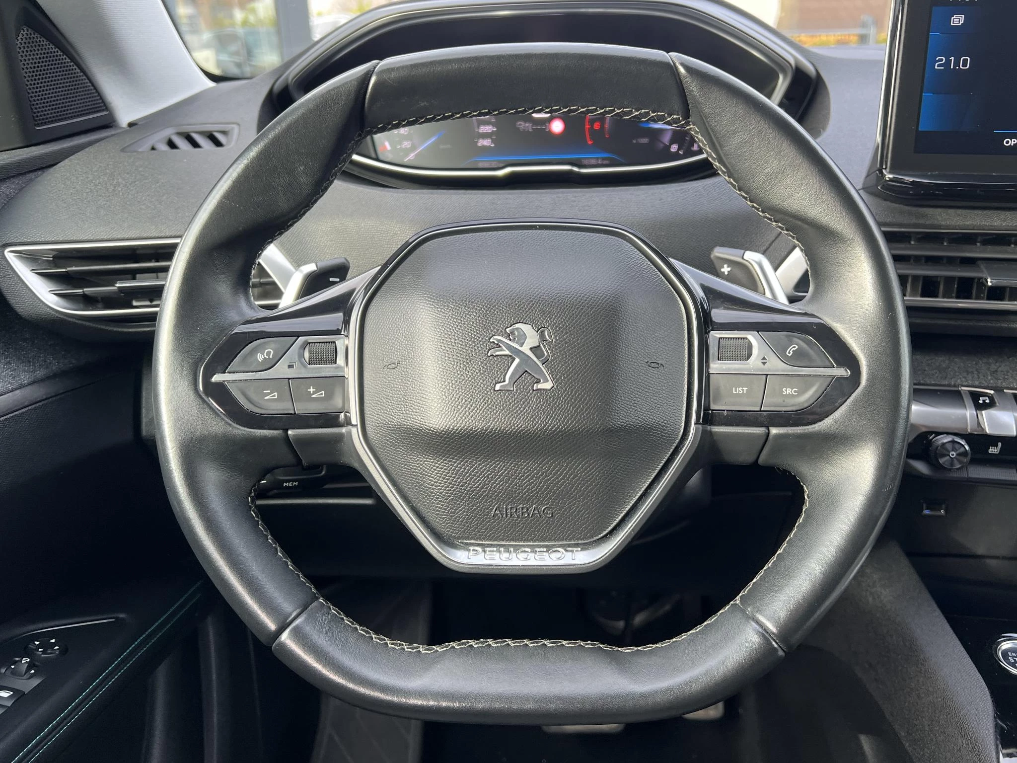 Hoofdafbeelding Peugeot 5008