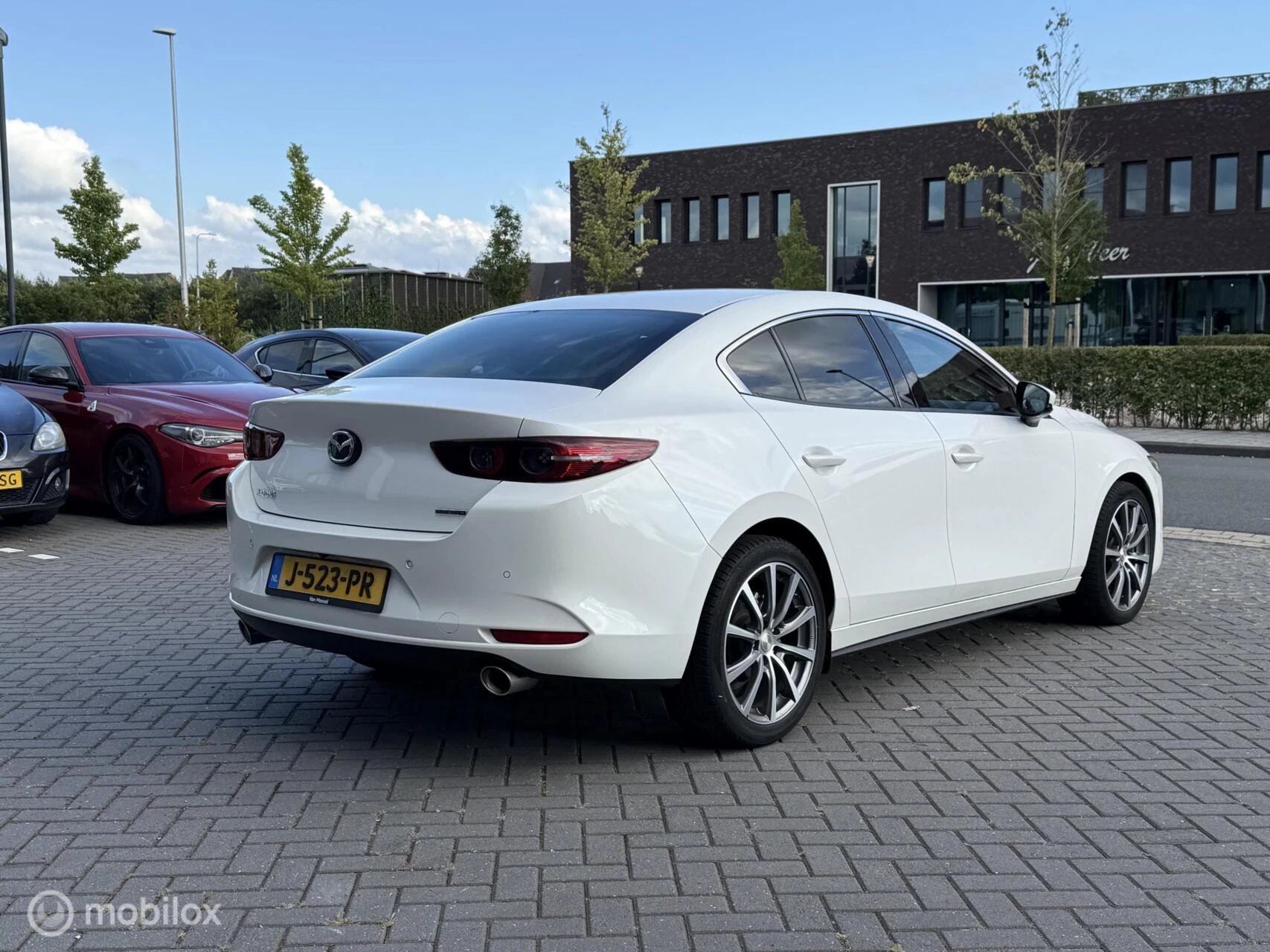 Hoofdafbeelding Mazda 3