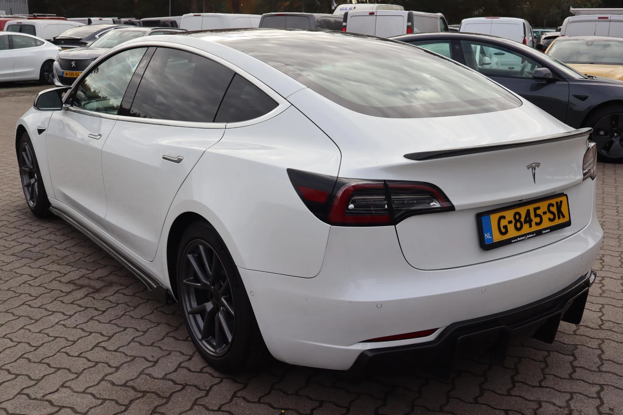 Hoofdafbeelding Tesla Model 3