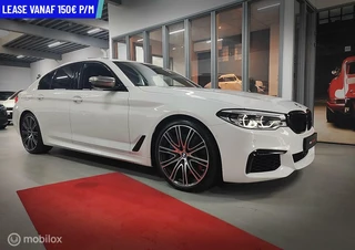 Hoofdafbeelding BMW 5 Serie BMW 5-serie M550i xDrive High. Exec. Open dak  HEADUP  ELEK STOELEN 360 CAMERA STOELKOELING DODEHOEK head up