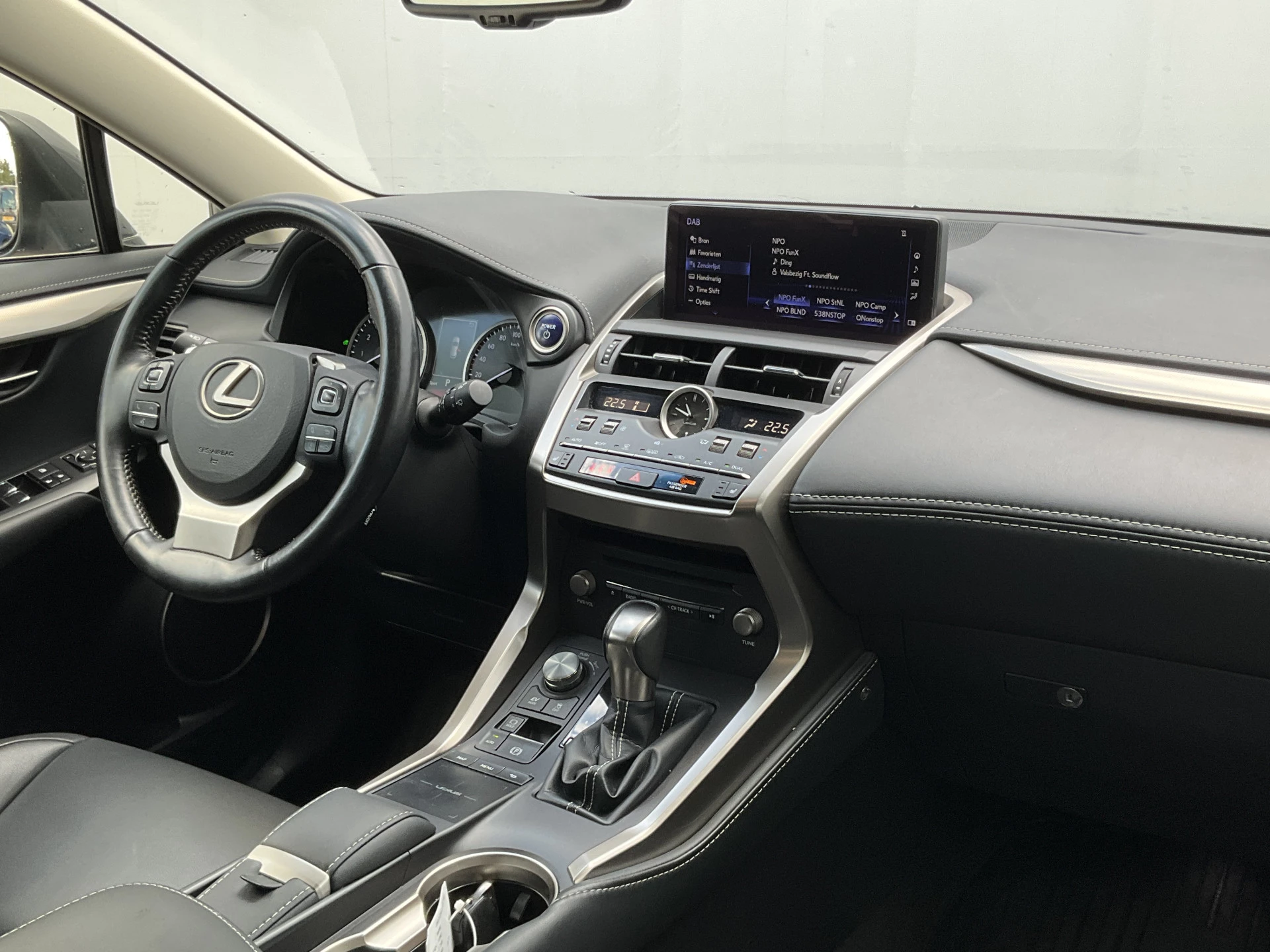 Hoofdafbeelding Lexus NX