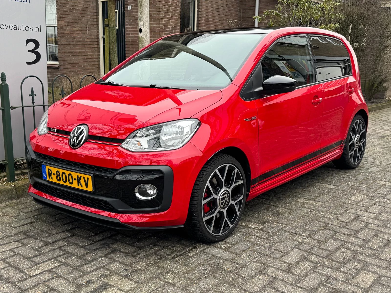 Hoofdafbeelding Volkswagen up!