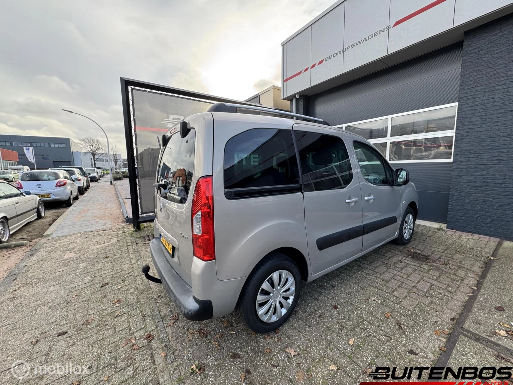 Hoofdafbeelding Peugeot Partner