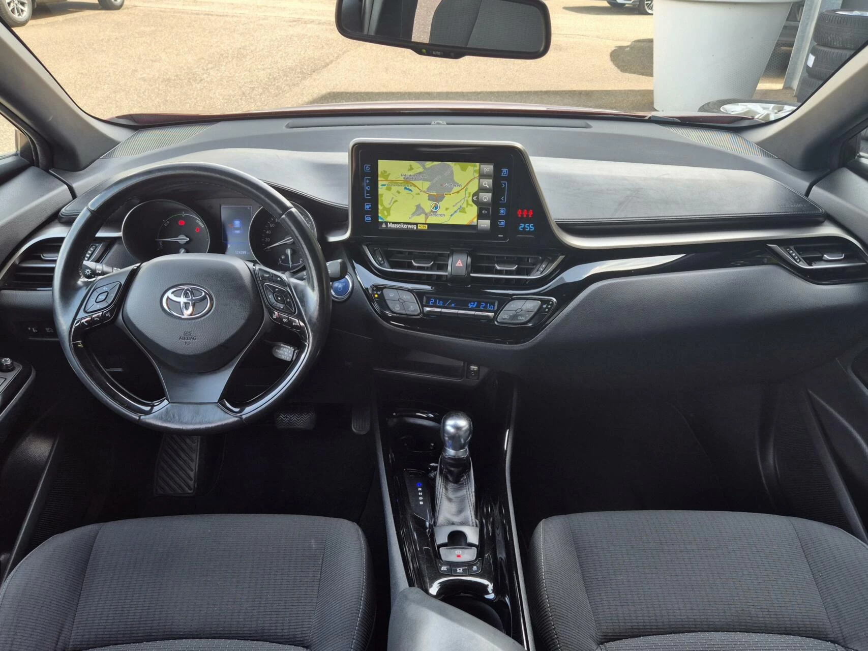 Hoofdafbeelding Toyota C-HR