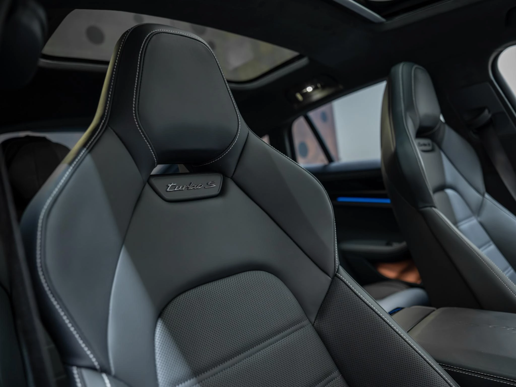 Hoofdafbeelding Porsche Panamera