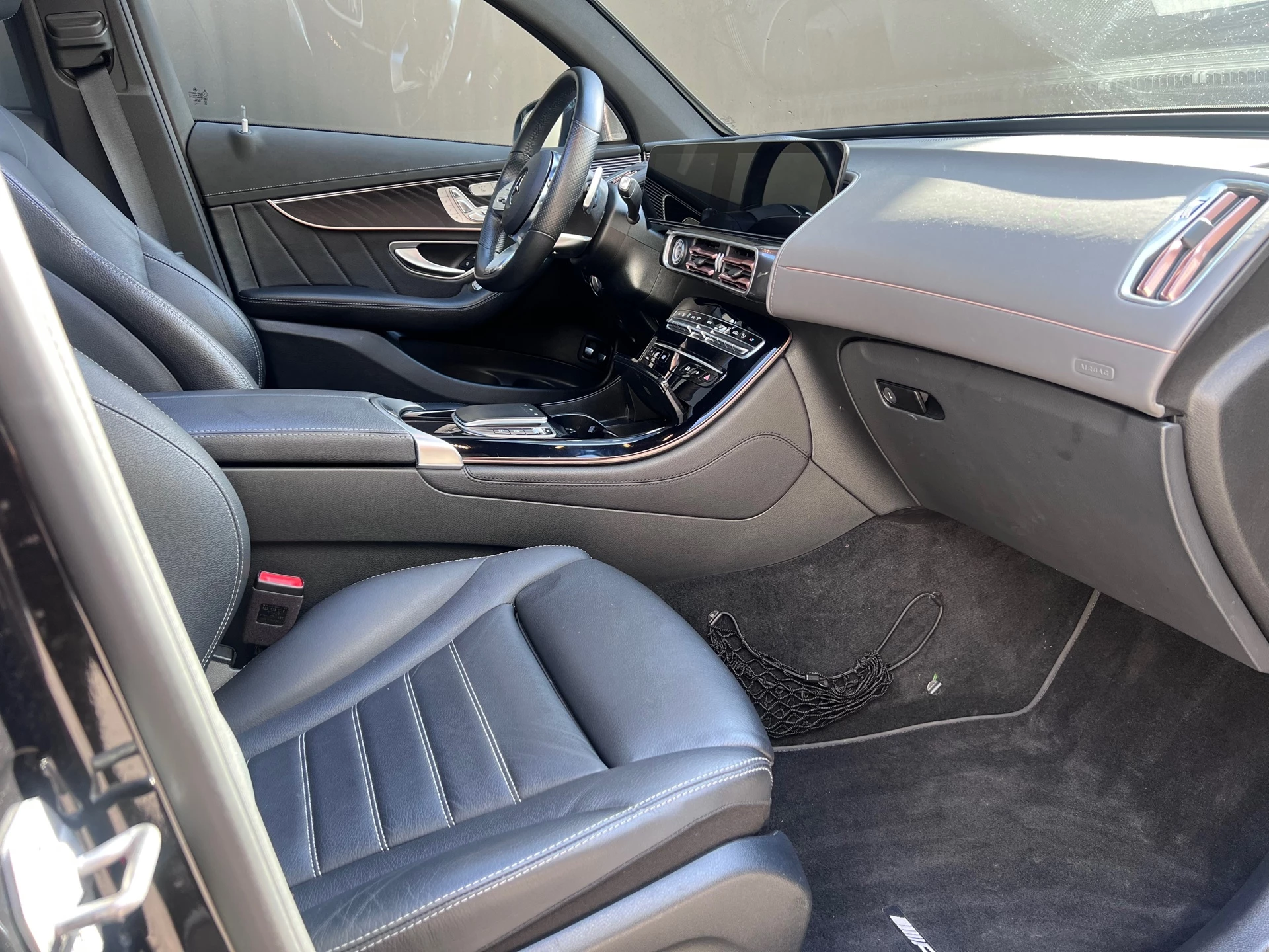 Hoofdafbeelding Mercedes-Benz EQC