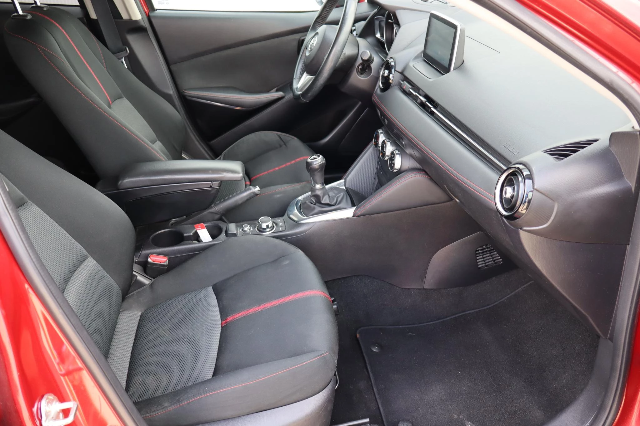 Hoofdafbeelding Mazda 2