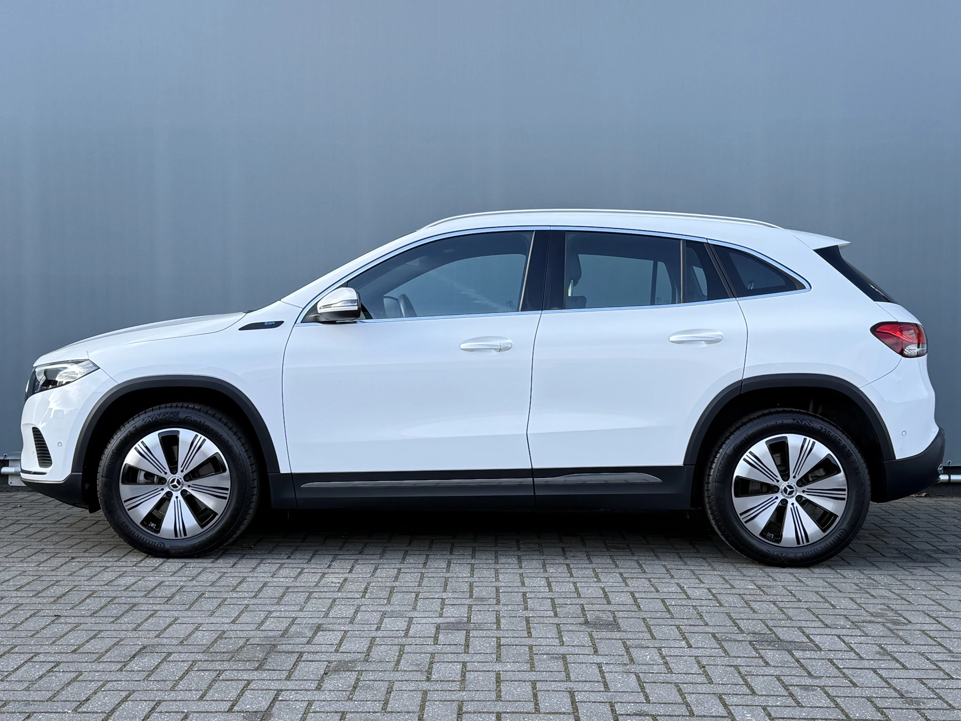 Hoofdafbeelding Mercedes-Benz EQA