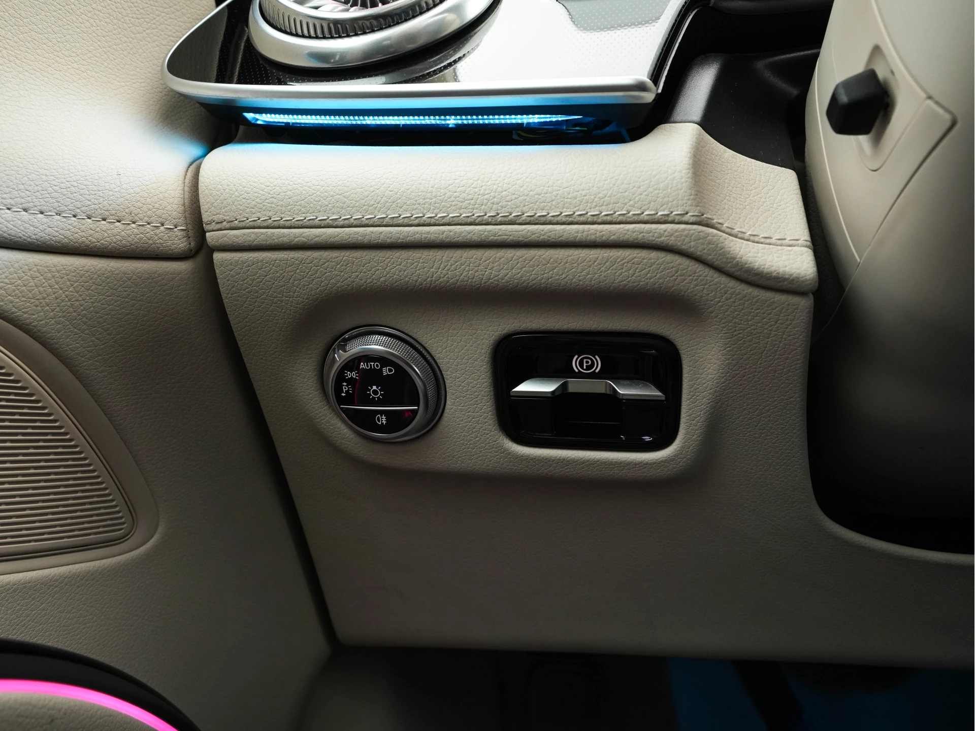 Hoofdafbeelding Mercedes-Benz EQS