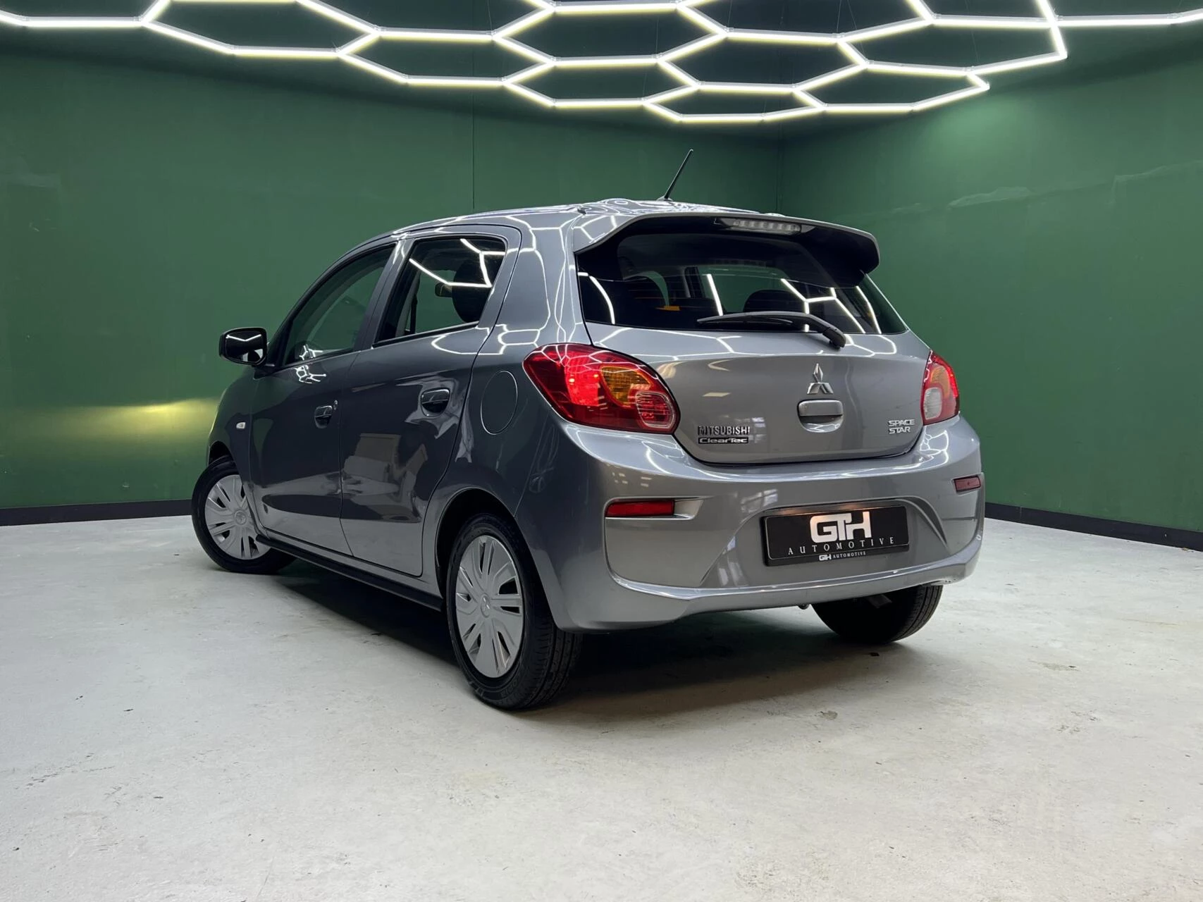 Hoofdafbeelding Mitsubishi Space Star