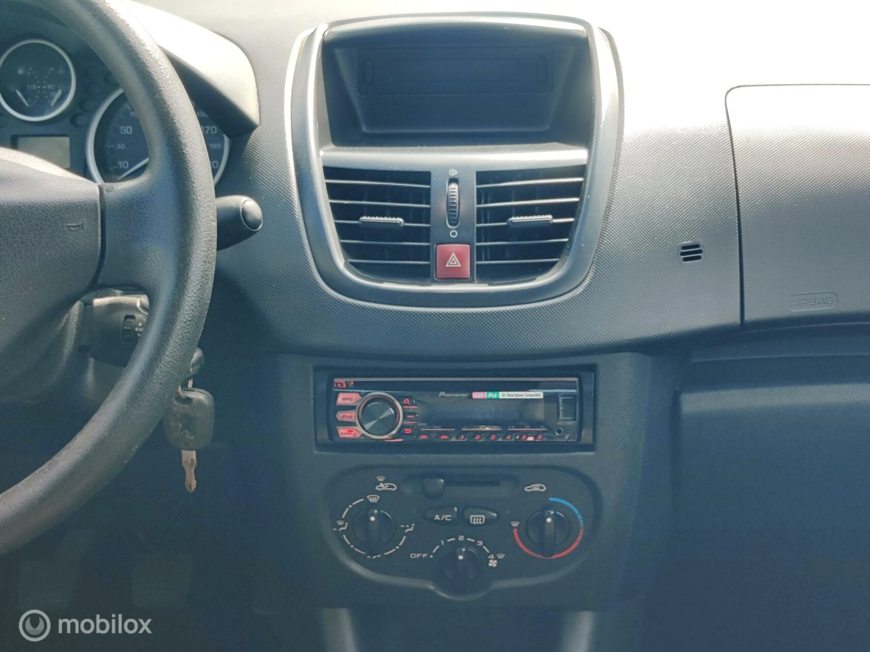 Hoofdafbeelding Peugeot 206