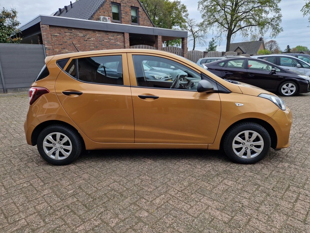 Hoofdafbeelding Hyundai i10