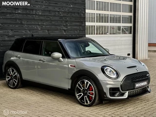 Hoofdafbeelding MINI Clubman Mini Clubman 2.0 JCW ALL4 Chili | Leder | DAB | 306 PK