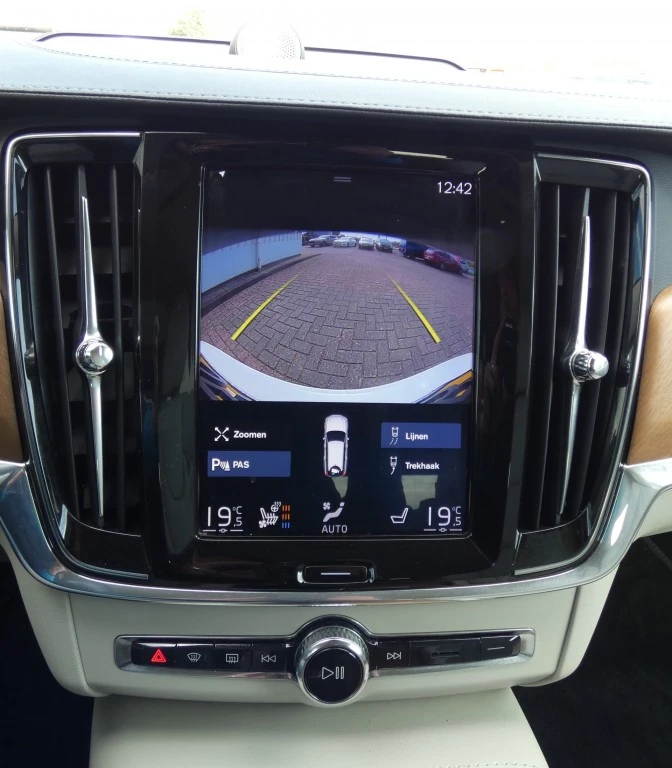 Hoofdafbeelding Volvo V90