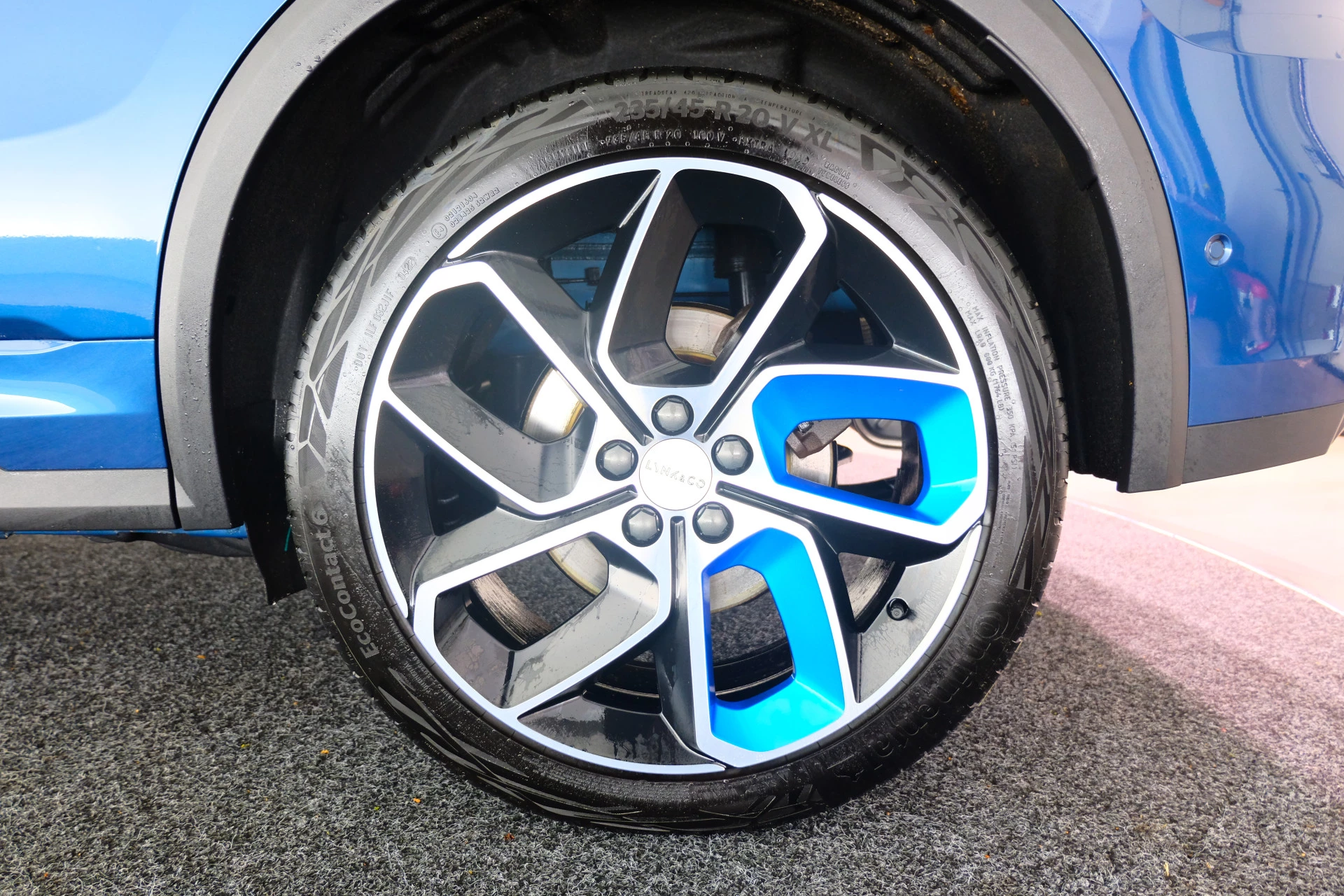 Hoofdafbeelding Lynk & Co 01