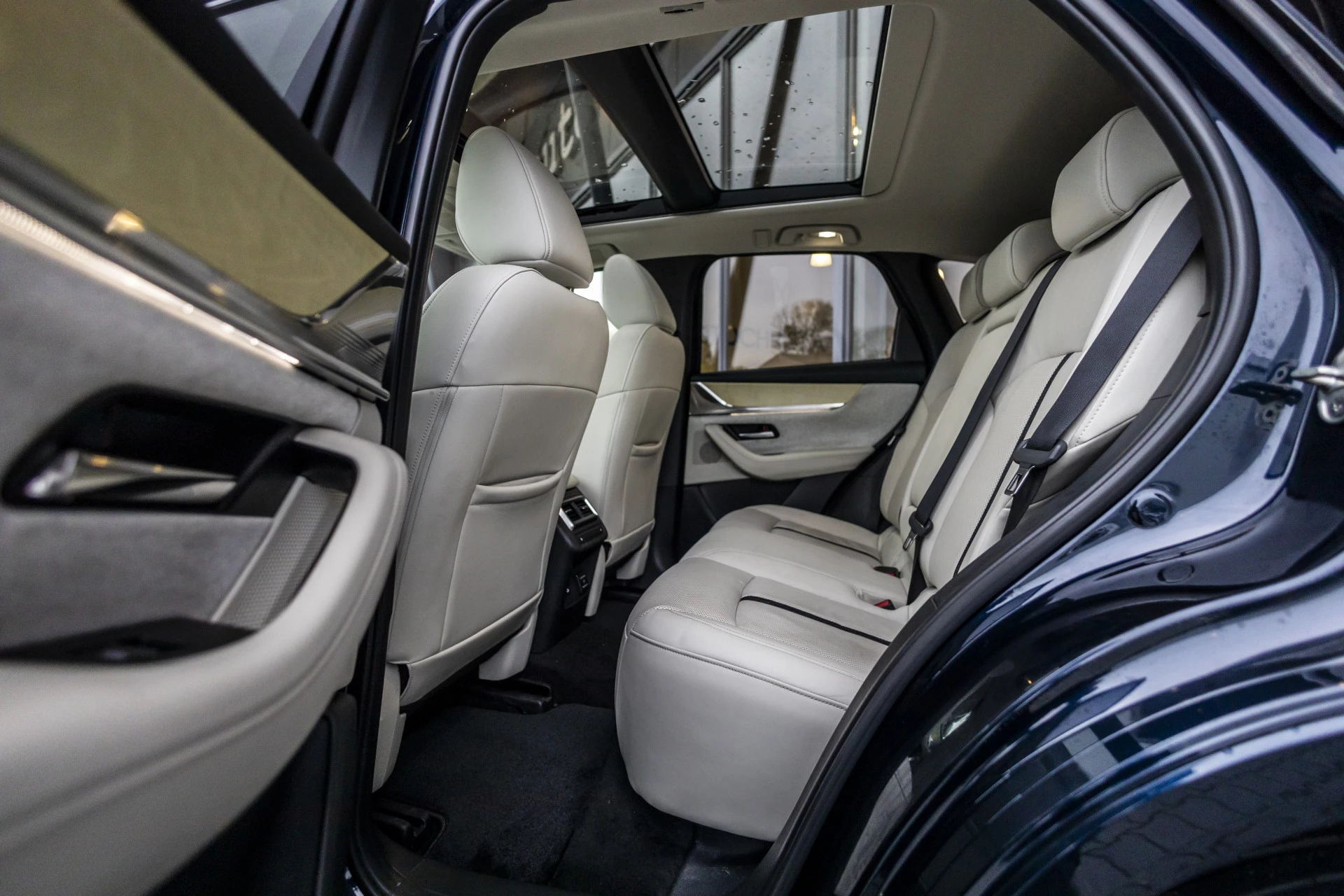 Hoofdafbeelding Mazda CX-60