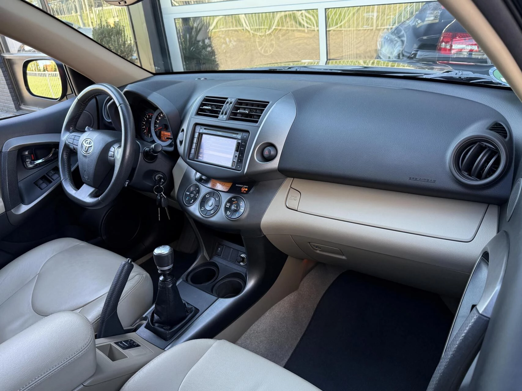 Hoofdafbeelding Toyota RAV4