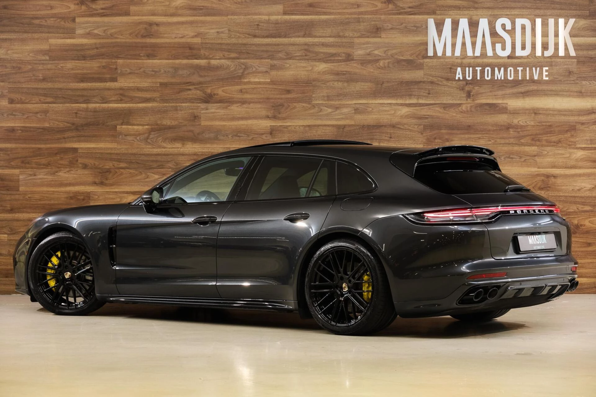 Hoofdafbeelding Porsche Panamera