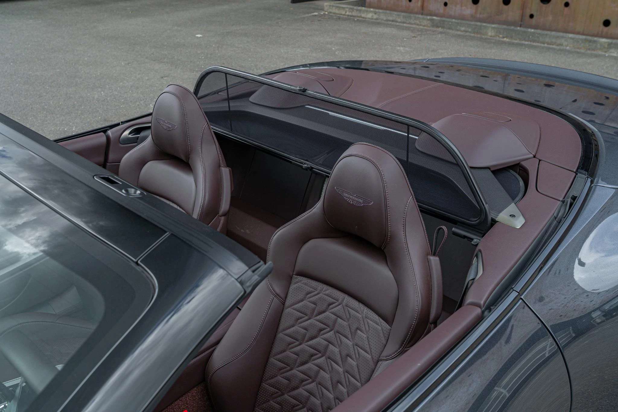 Hoofdafbeelding Aston Martin Vanquish
