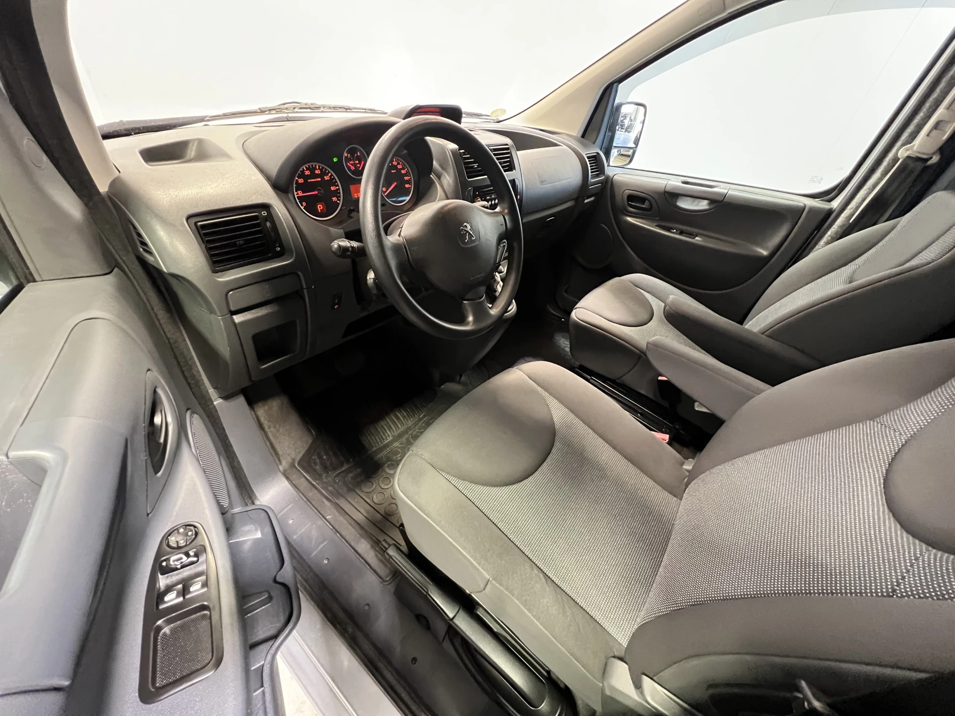 Hoofdafbeelding Peugeot Expert