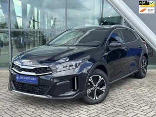 Hoofdafbeelding Kia XCeed Kia XCeed 1.6 GDi Plug in Hybride DynamicLine 141pk Camera / Stoel-Stuur Verwarming / Navigatie