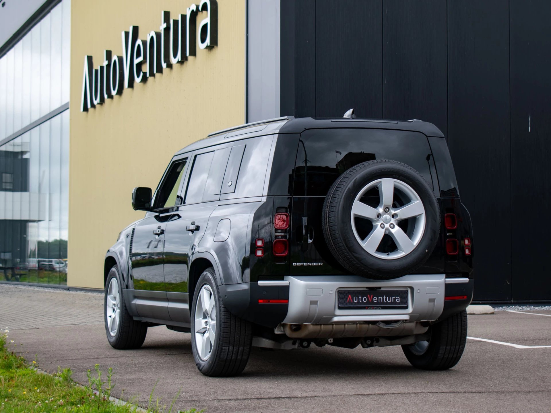 Hoofdafbeelding Land Rover Defender