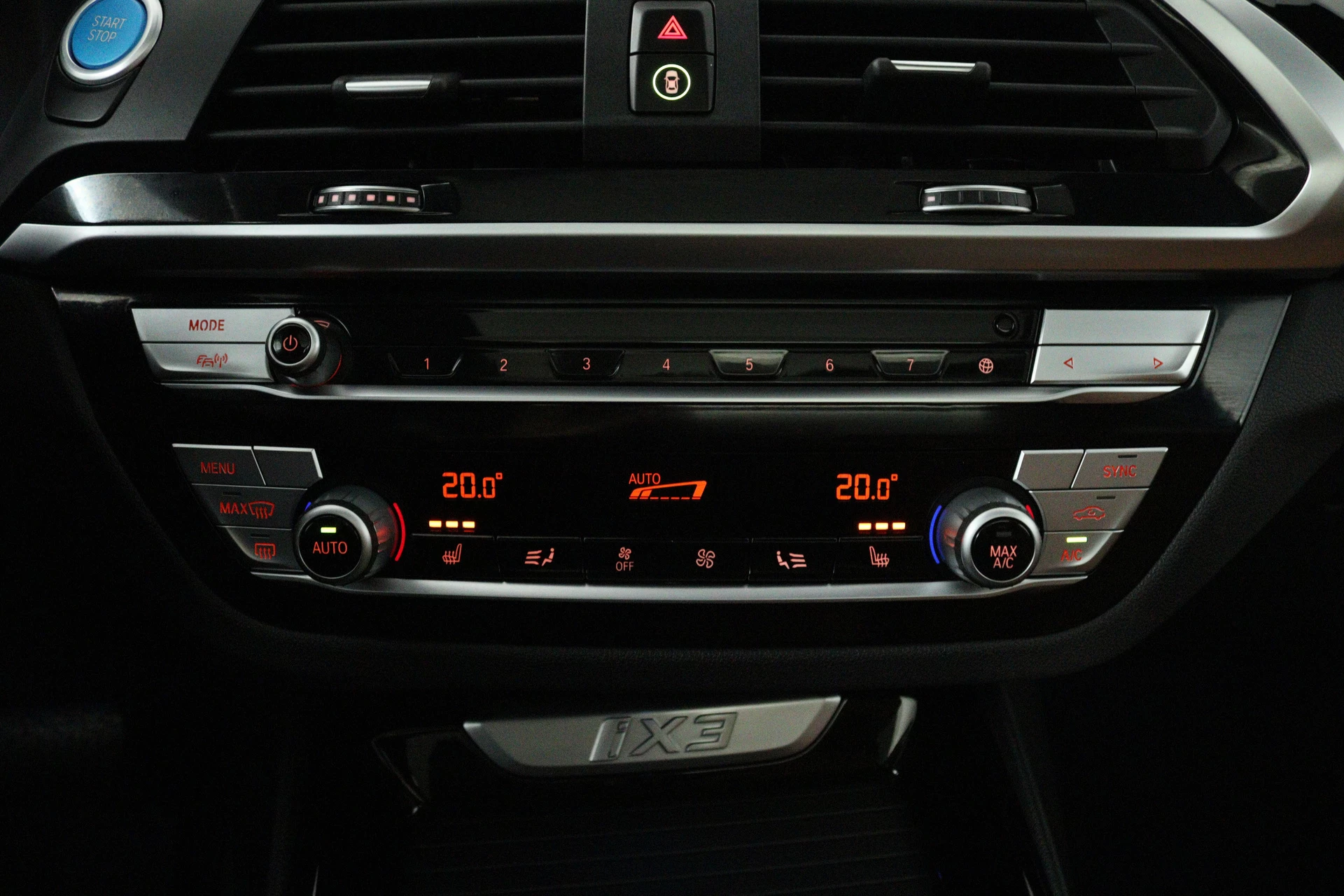 Hoofdafbeelding BMW iX3