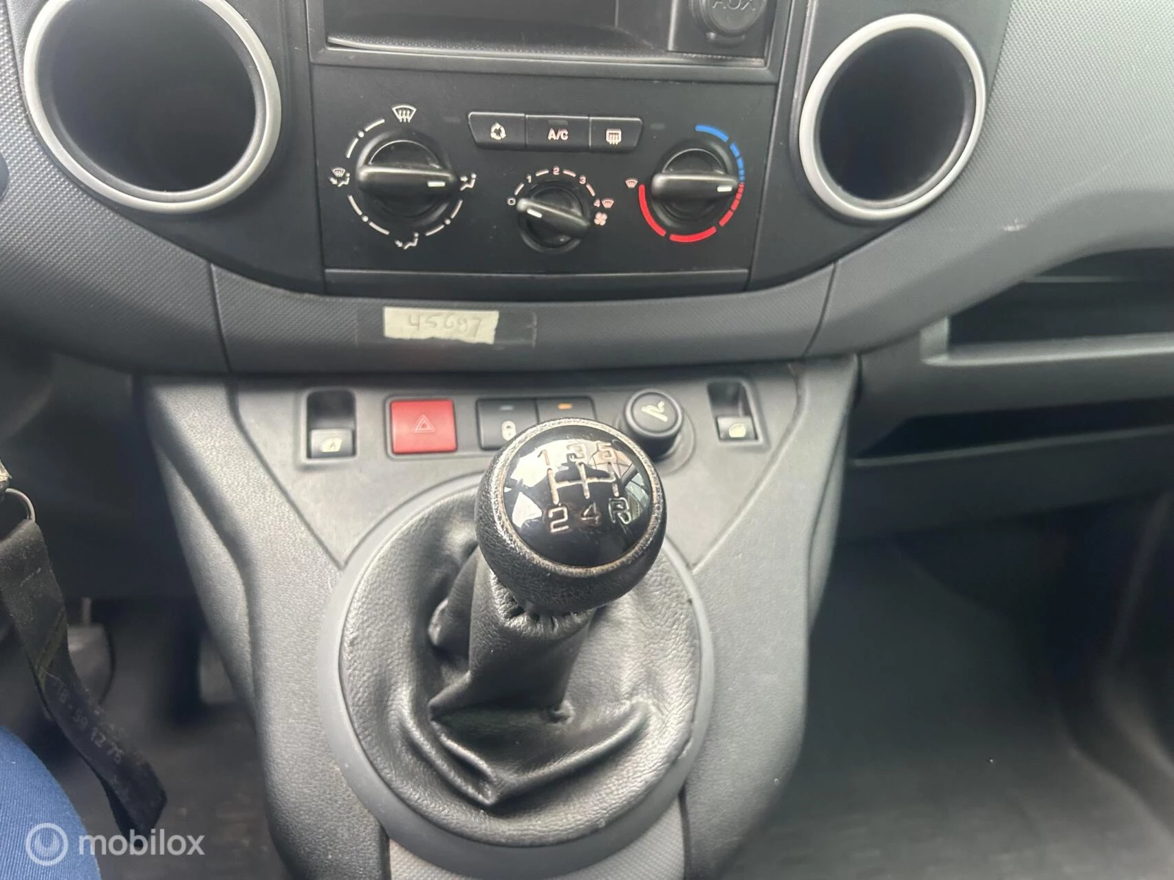 Hoofdafbeelding Peugeot Partner