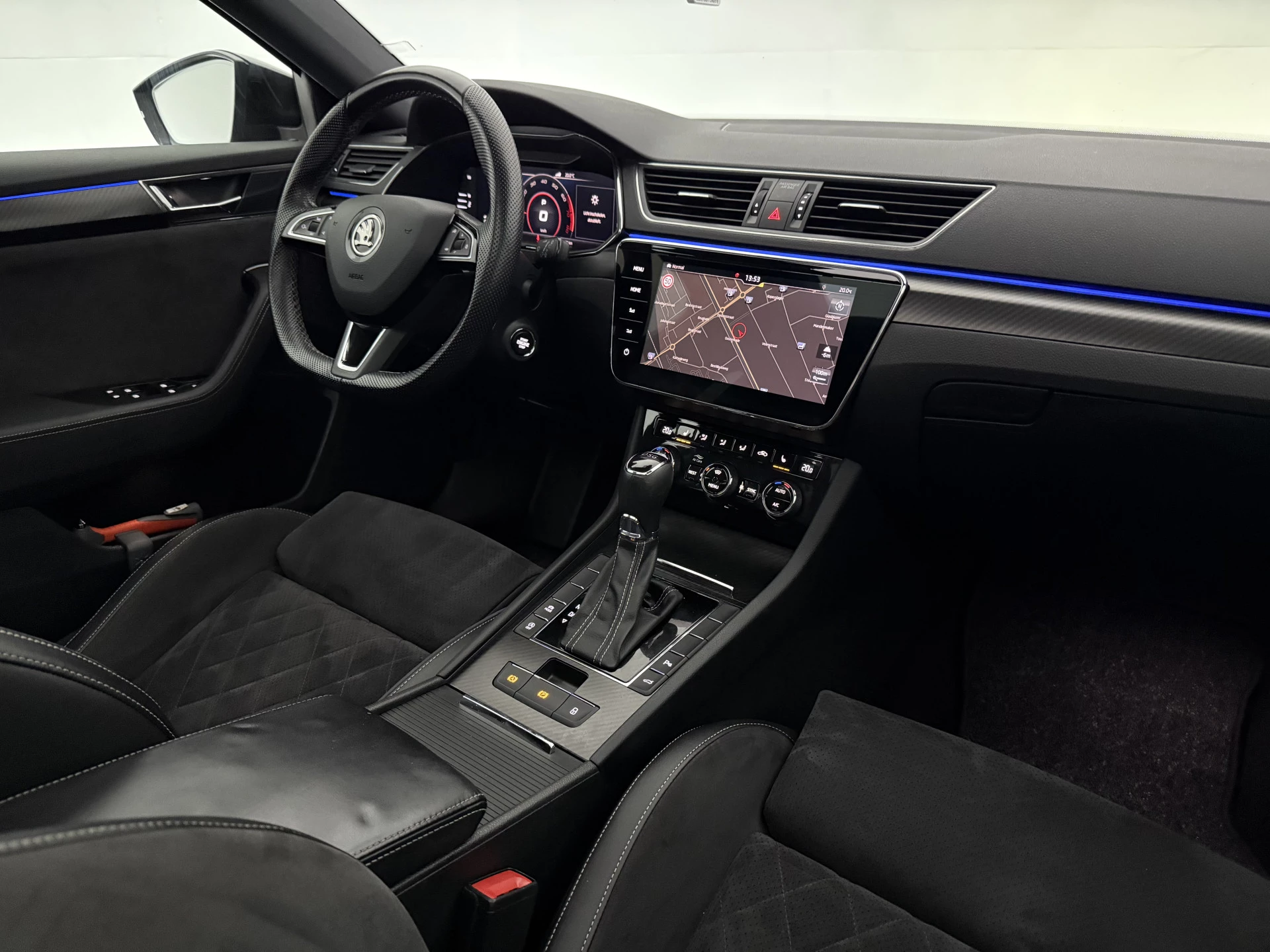 Hoofdafbeelding Škoda Superb