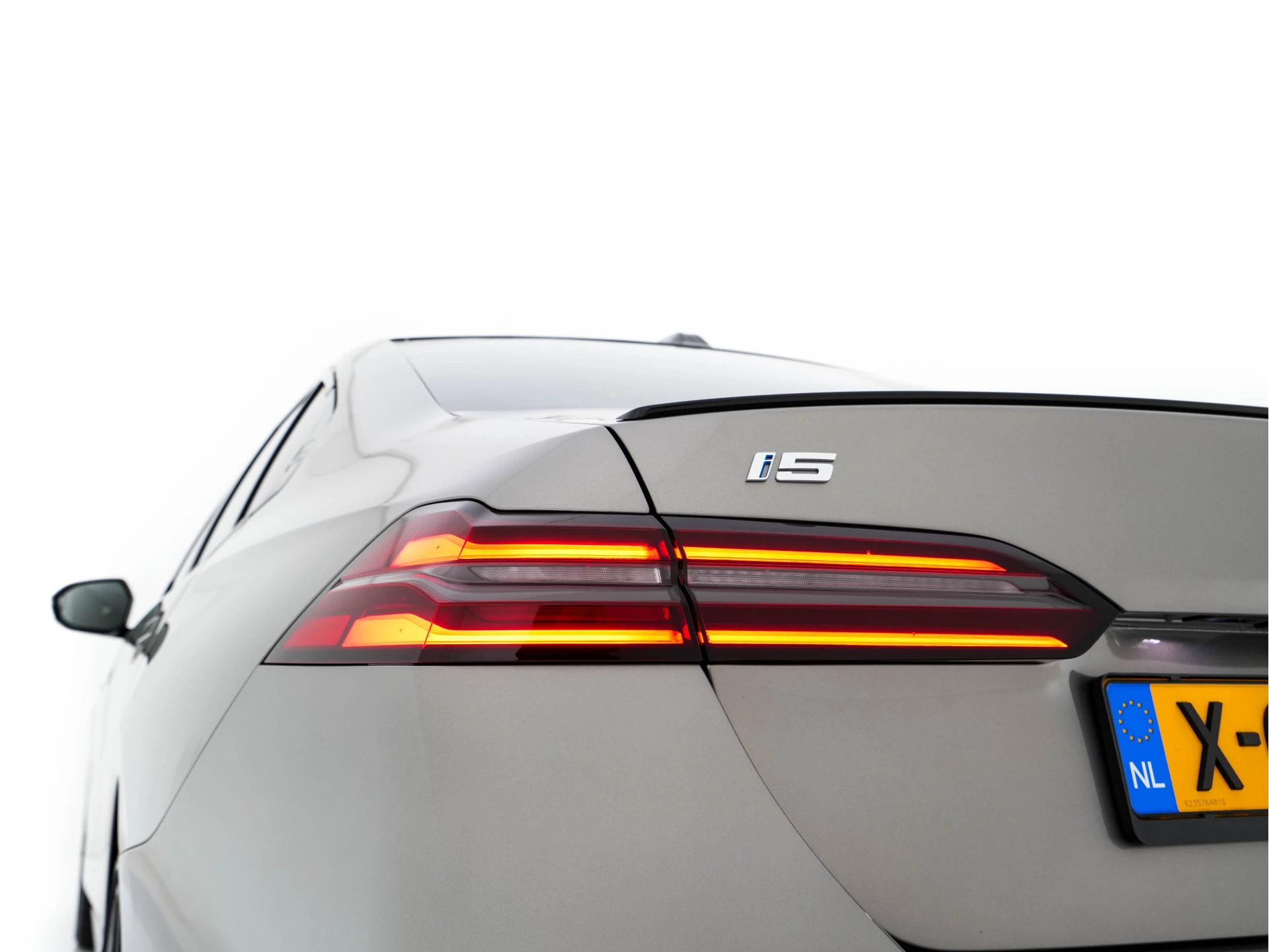 Hoofdafbeelding BMW i5