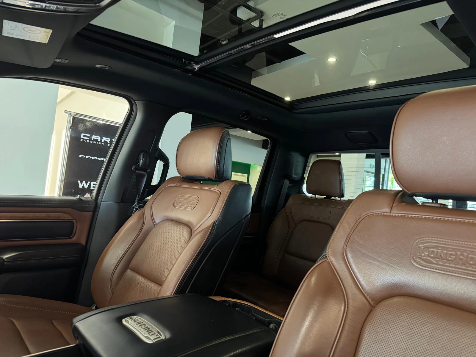 Hoofdafbeelding Dodge Ram Van