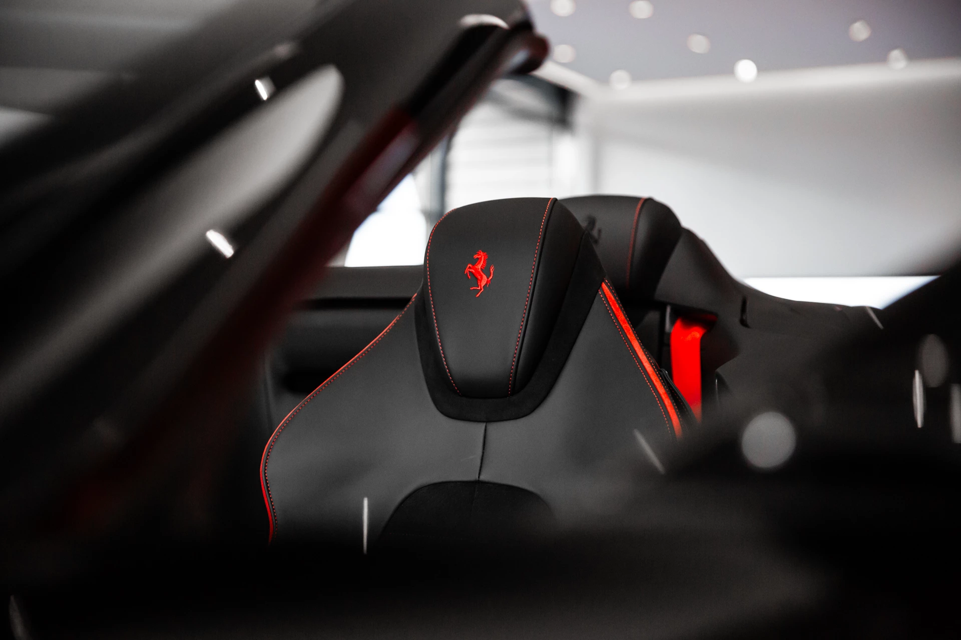 Hoofdafbeelding Ferrari Roma