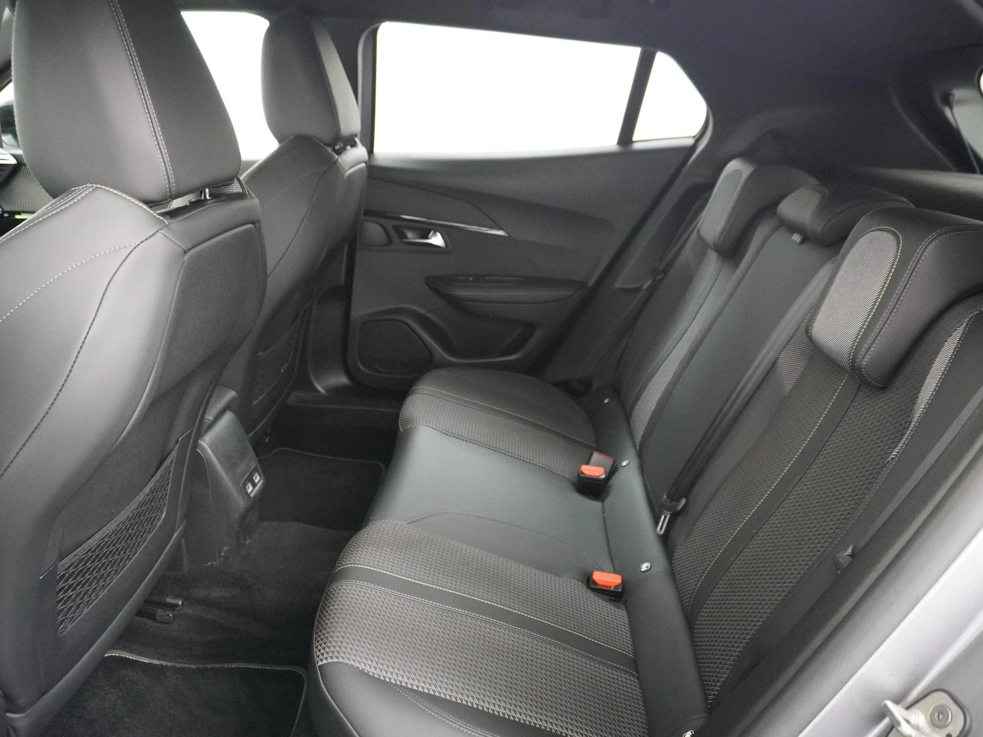 Hoofdafbeelding Peugeot e-2008