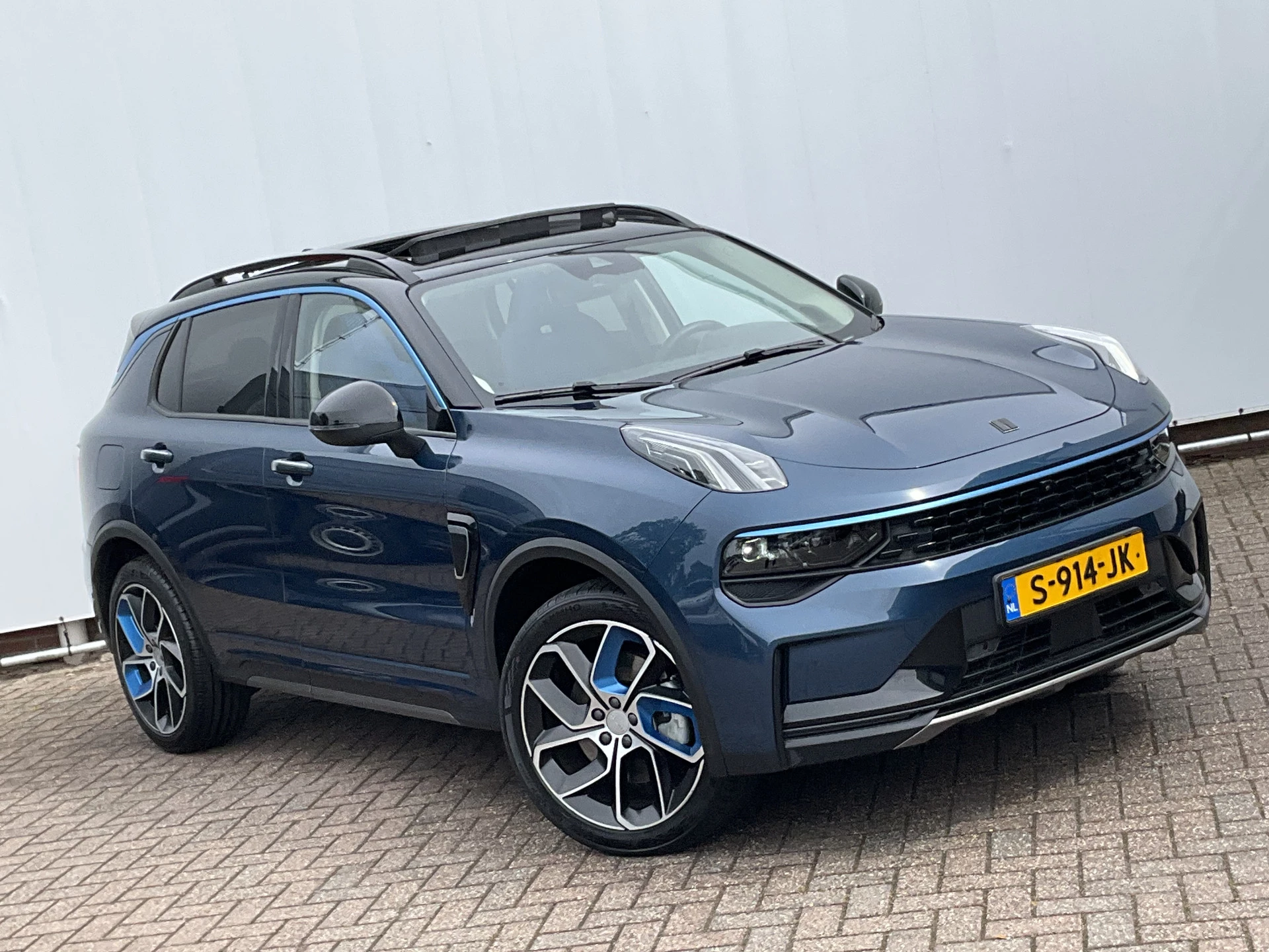 Hoofdafbeelding Lynk & Co 01