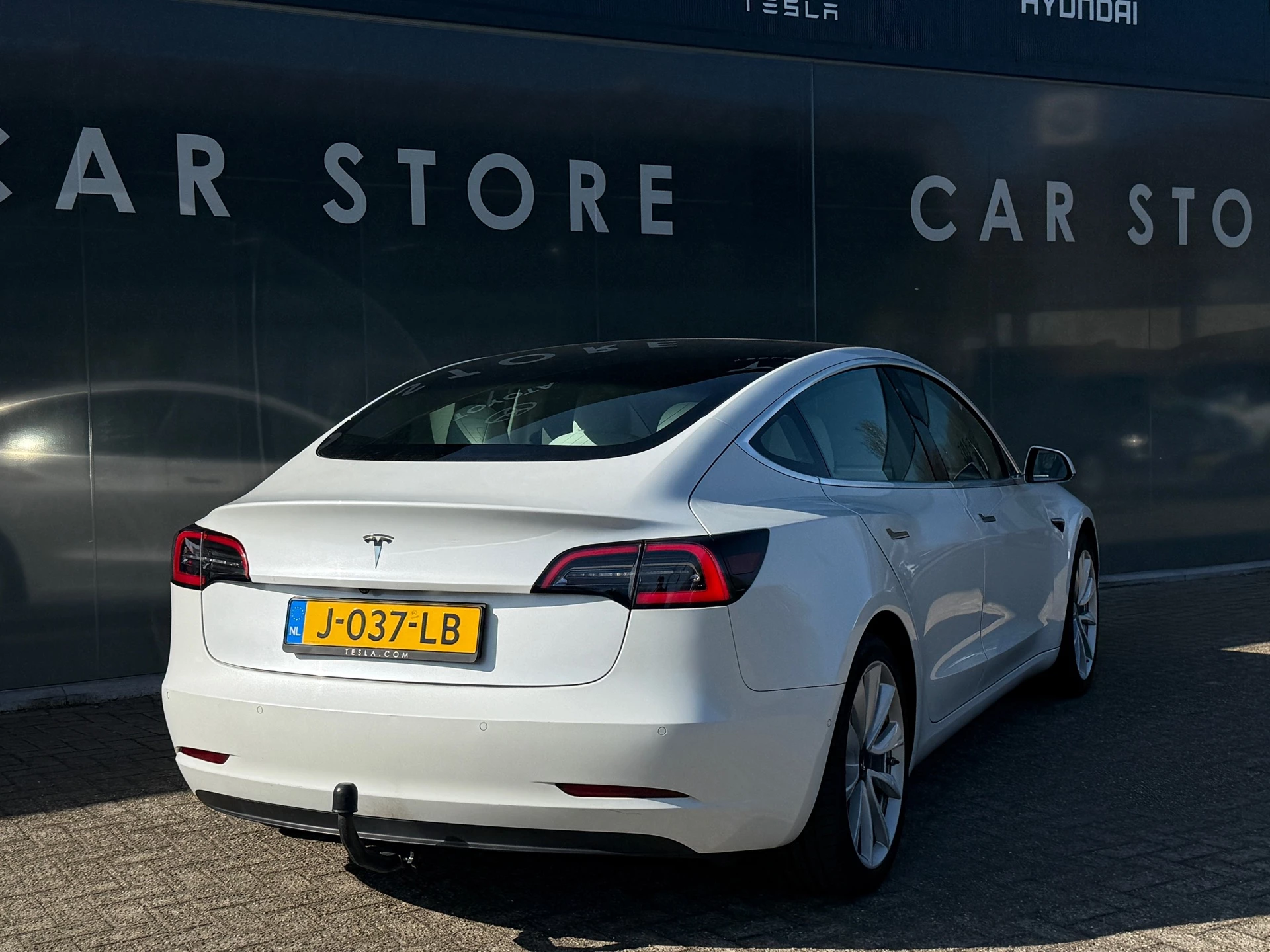 Hoofdafbeelding Tesla Model 3