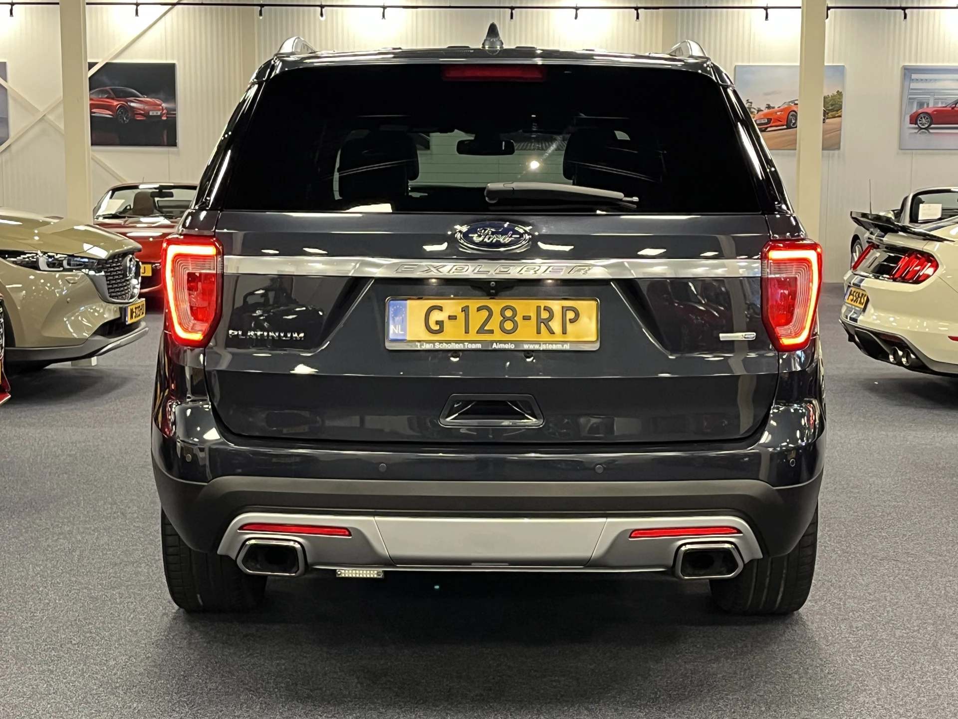 Hoofdafbeelding Ford Explorer