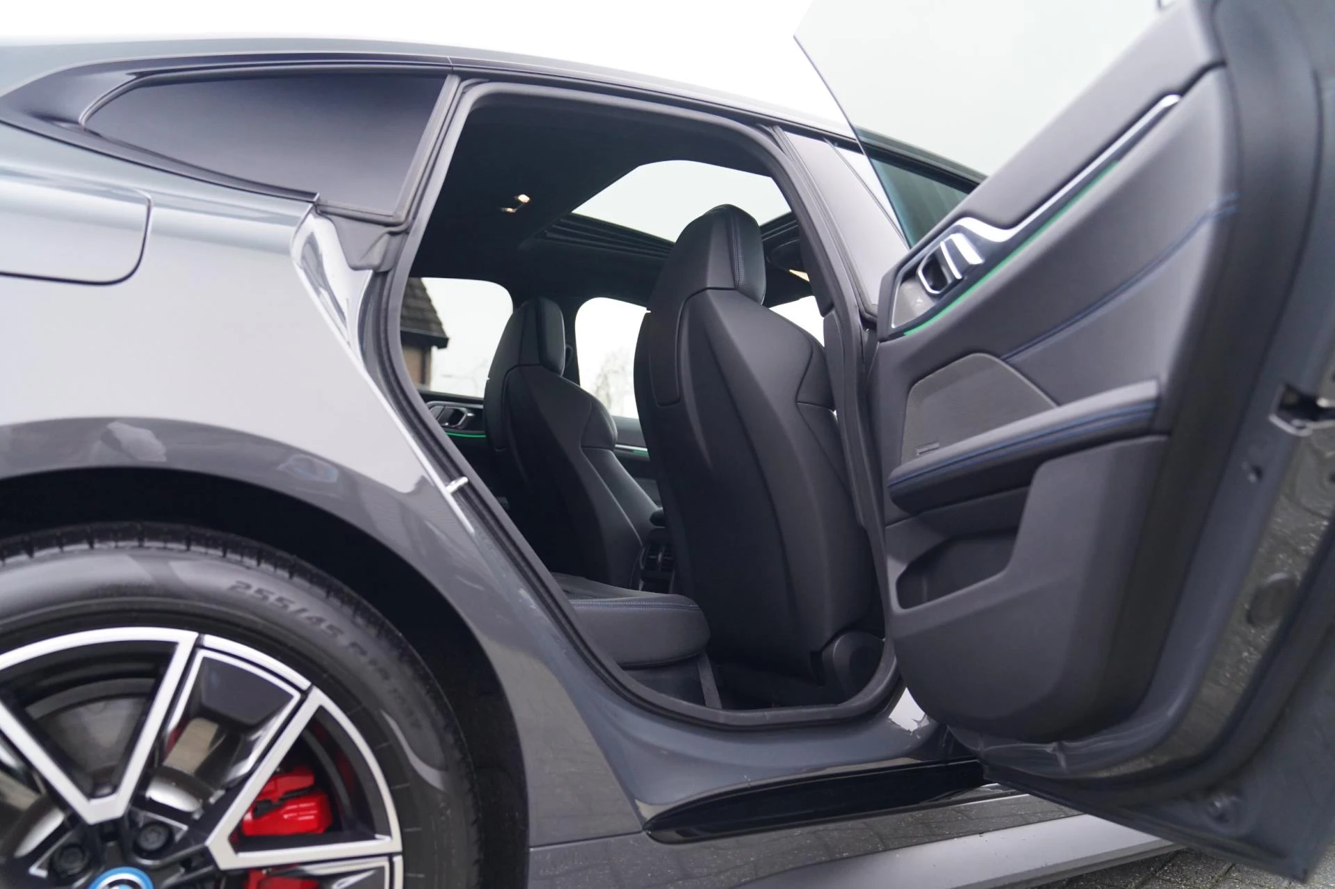 Hoofdafbeelding BMW i4