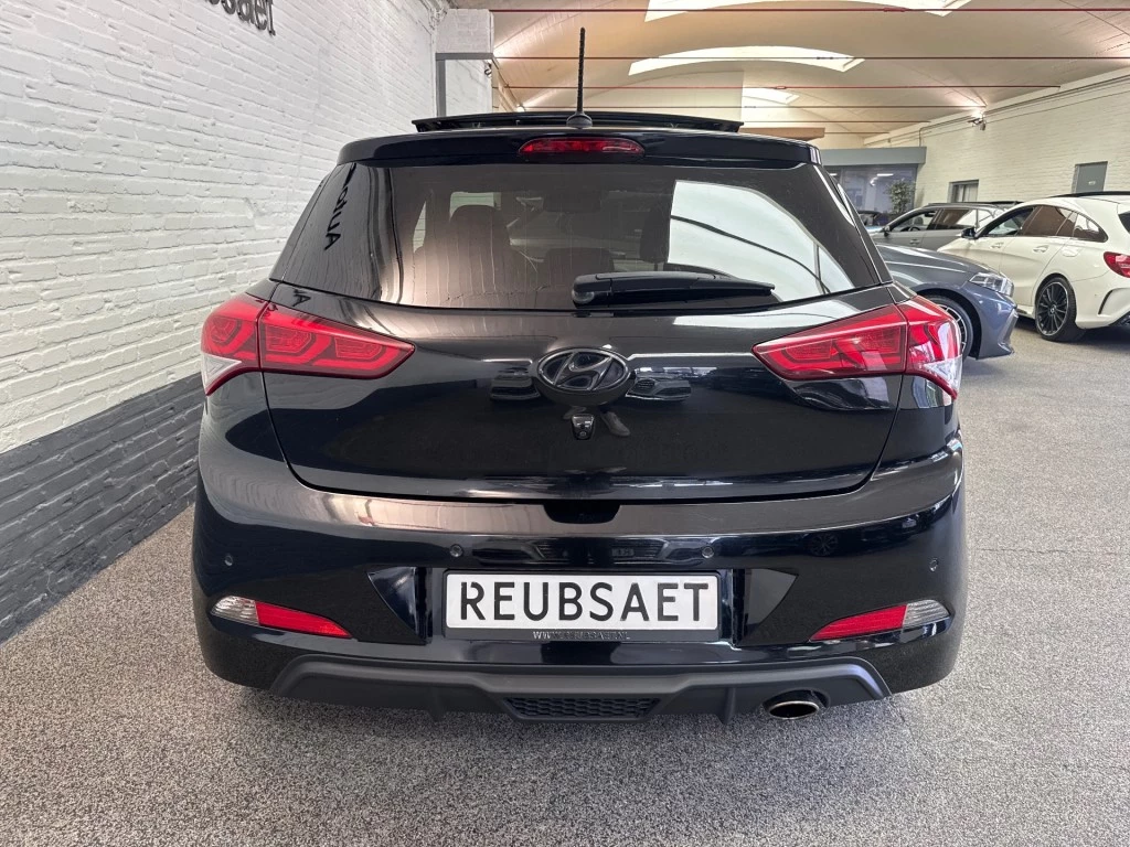 Hoofdafbeelding Hyundai i20