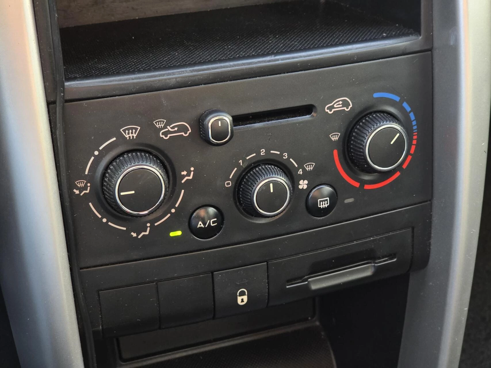 Hoofdafbeelding Peugeot 207