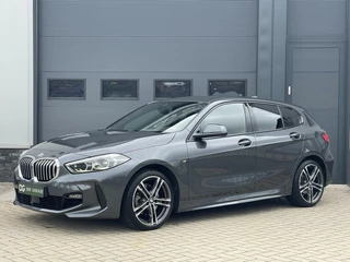BMW 1-serie 118i M Sport|LED|Navi|Schaalstoelen|CarPlay
