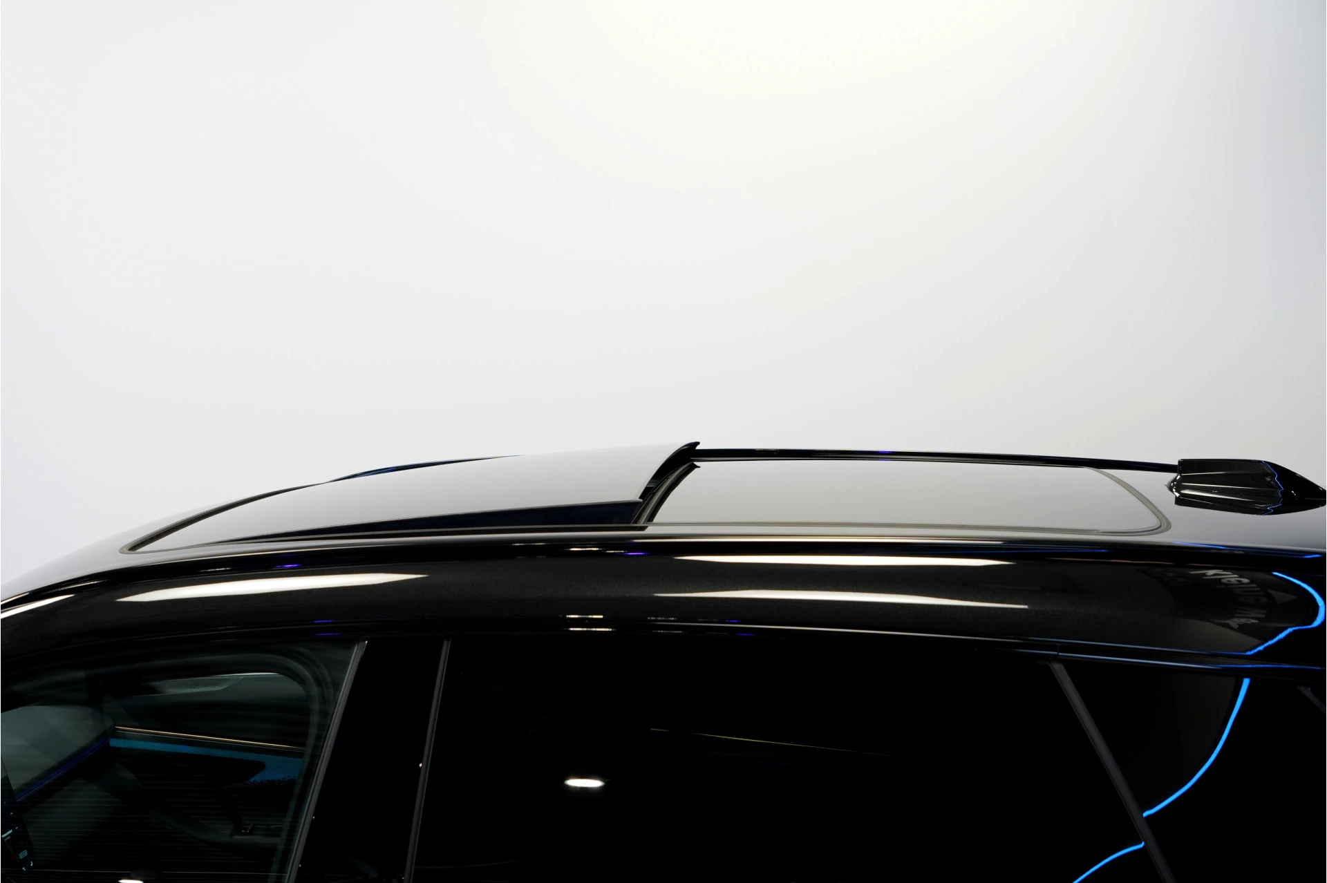 Hoofdafbeelding Lynk & Co 08