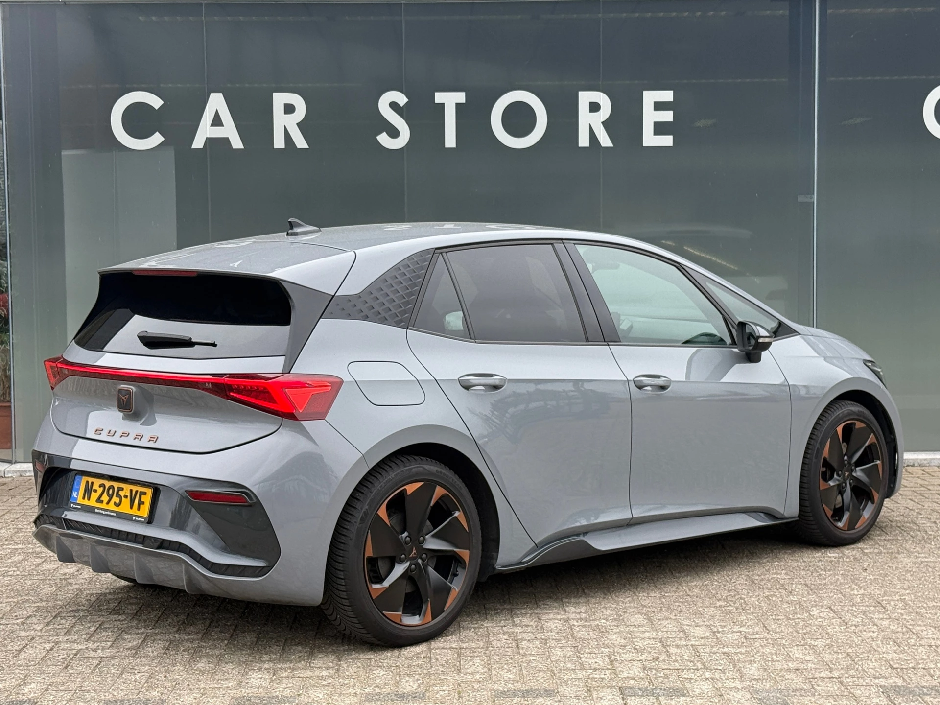 Hoofdafbeelding CUPRA Born