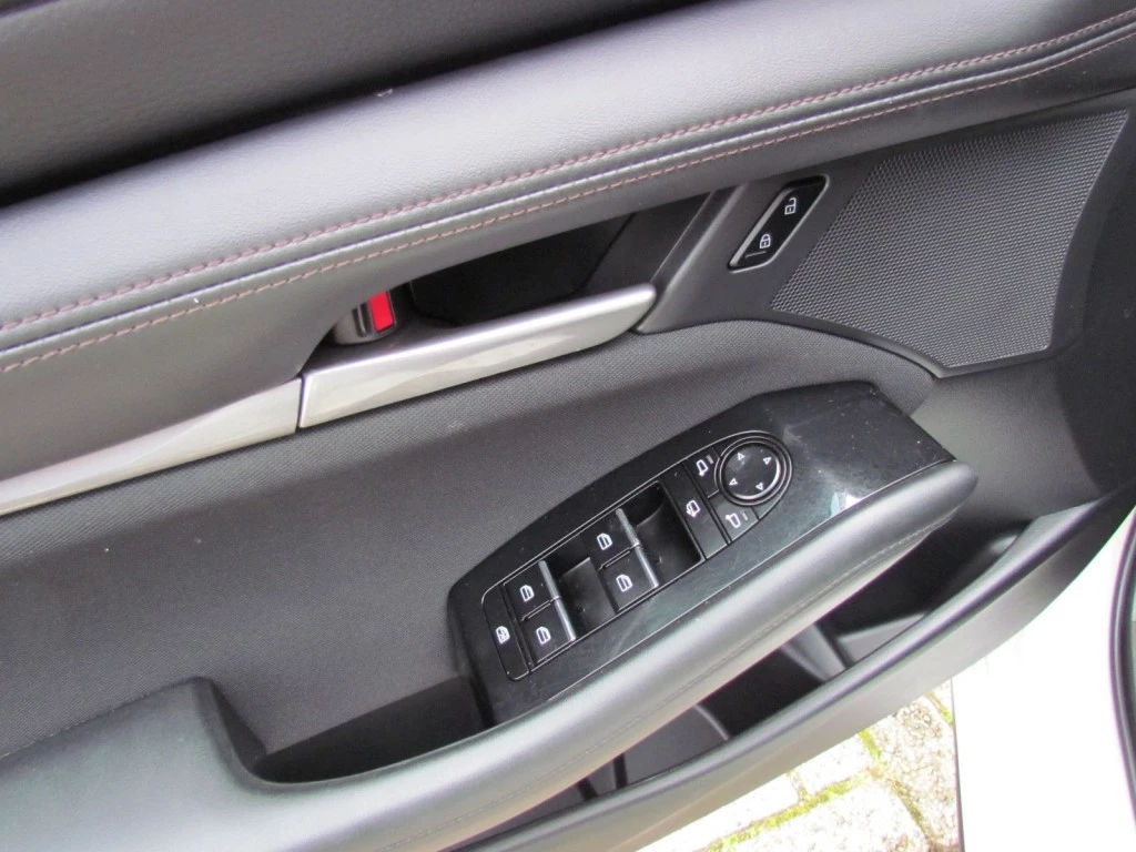 Hoofdafbeelding Mazda 3