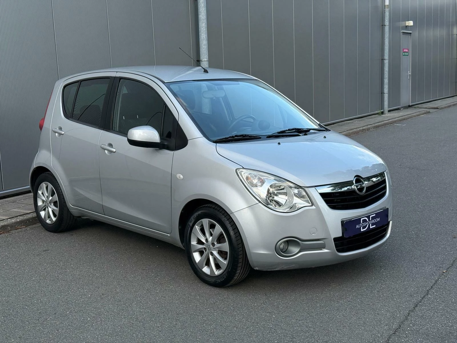 Hoofdafbeelding Opel Agila