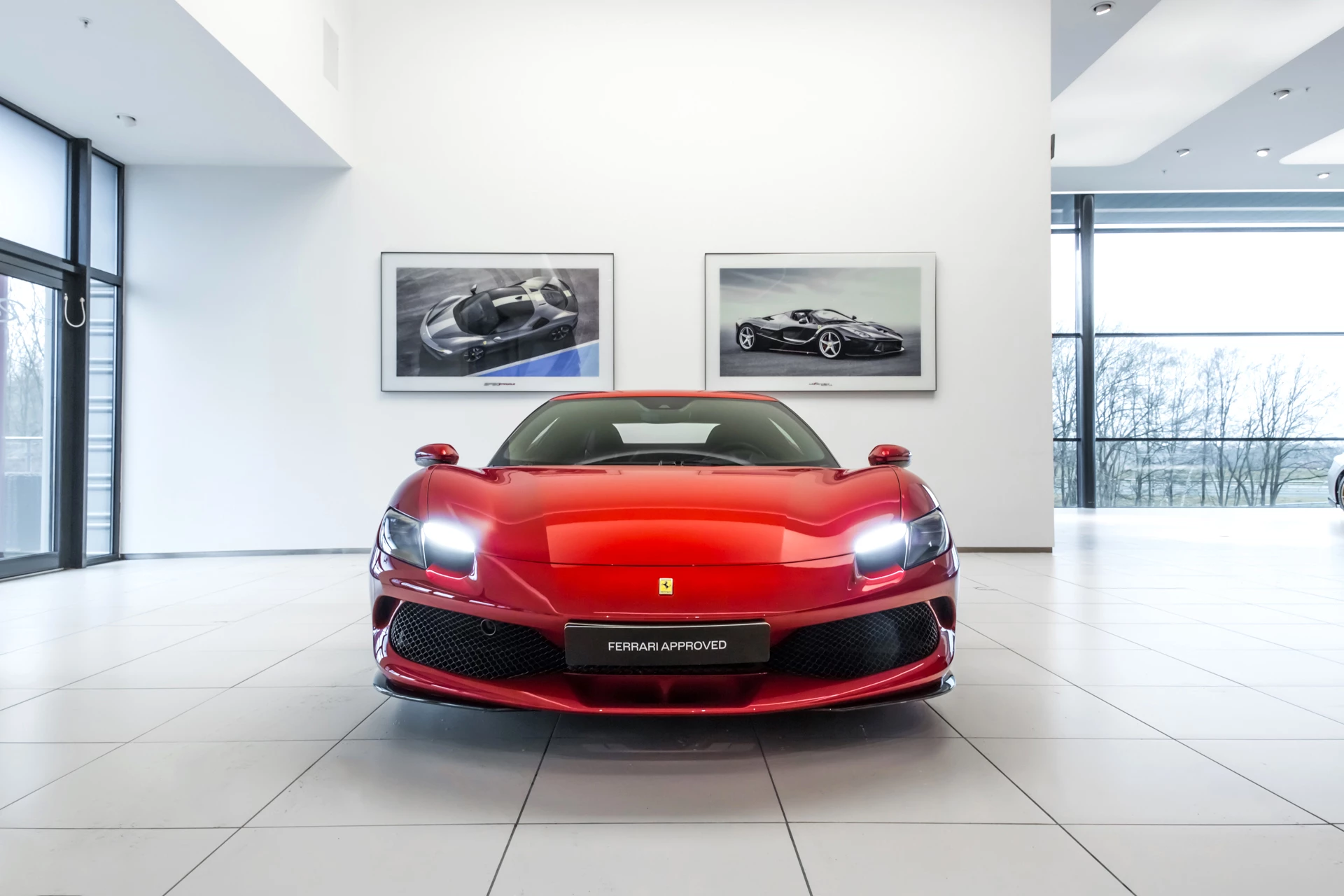 Hoofdafbeelding Ferrari 296