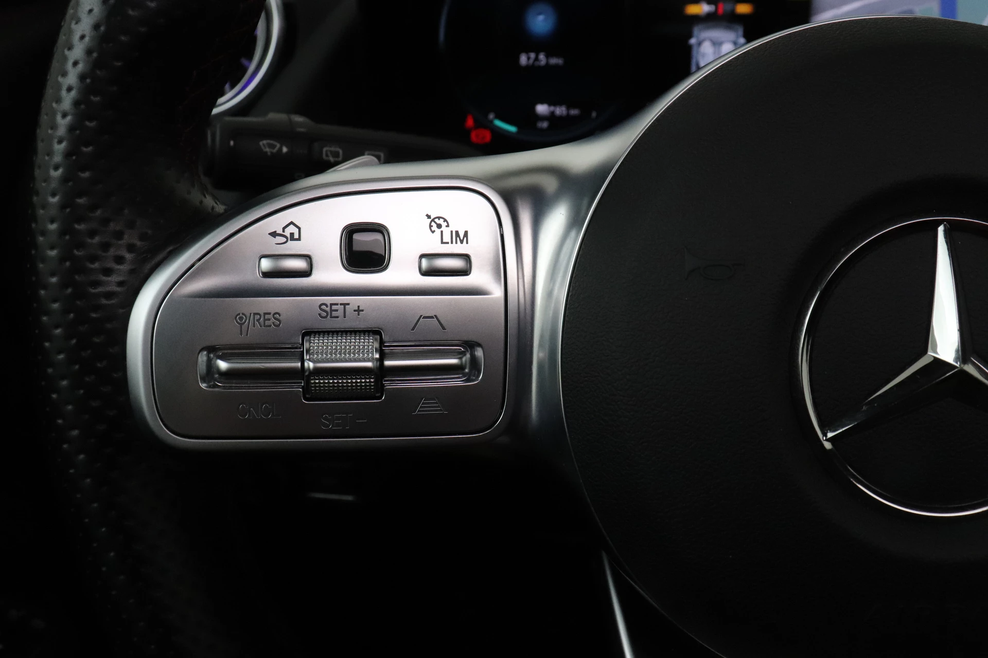 Hoofdafbeelding Mercedes-Benz EQA