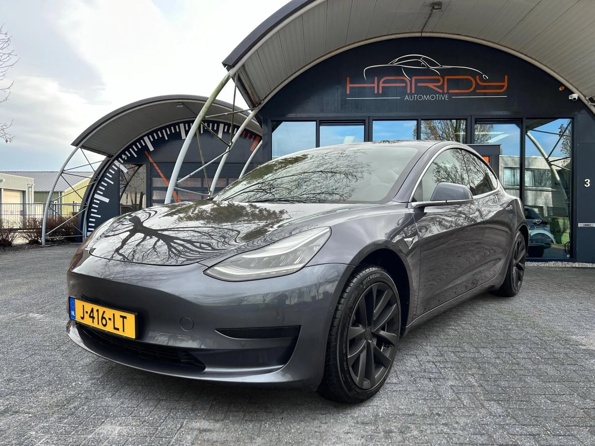 Hoofdafbeelding Tesla Model 3