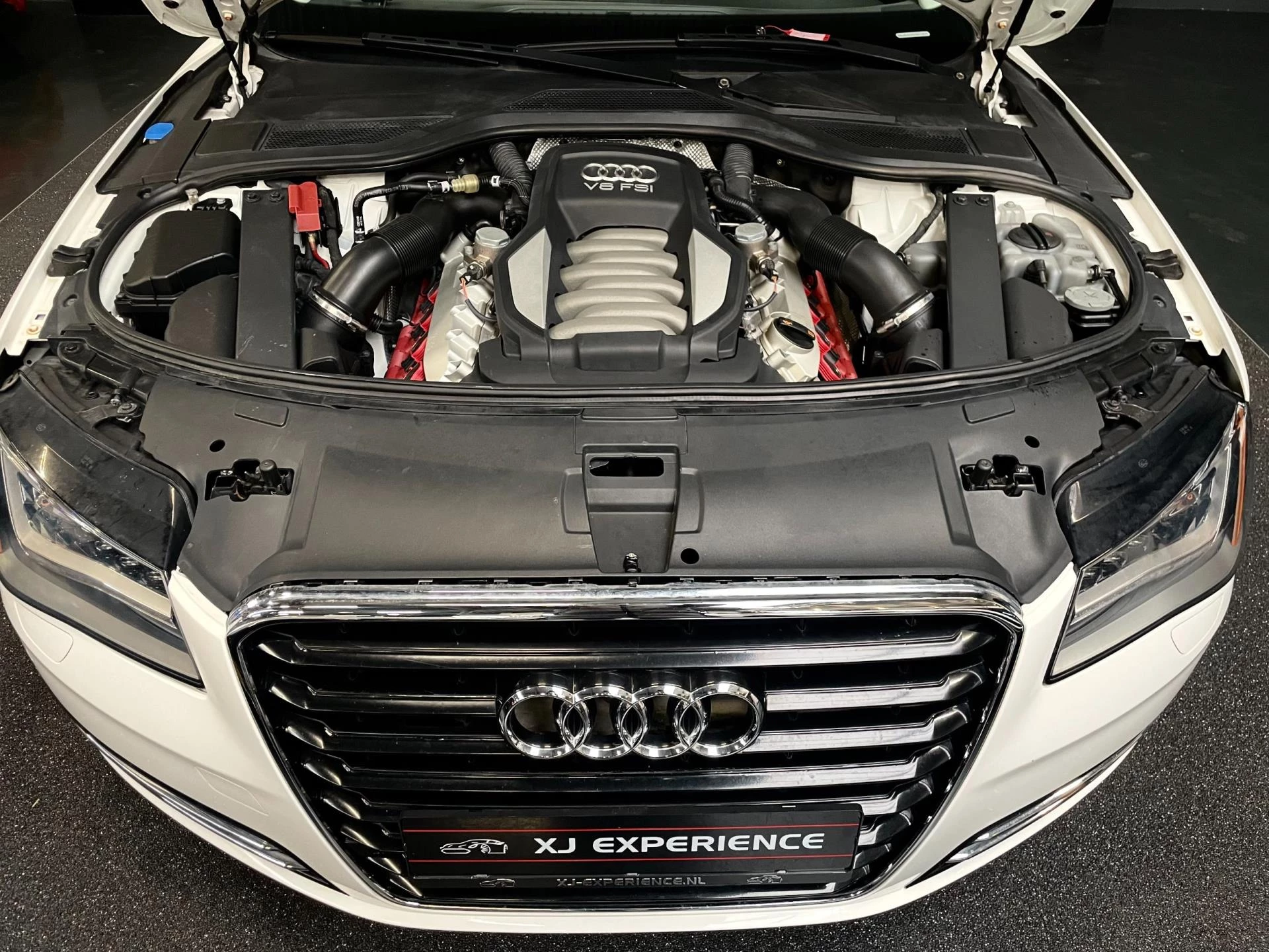 Hoofdafbeelding Audi A8